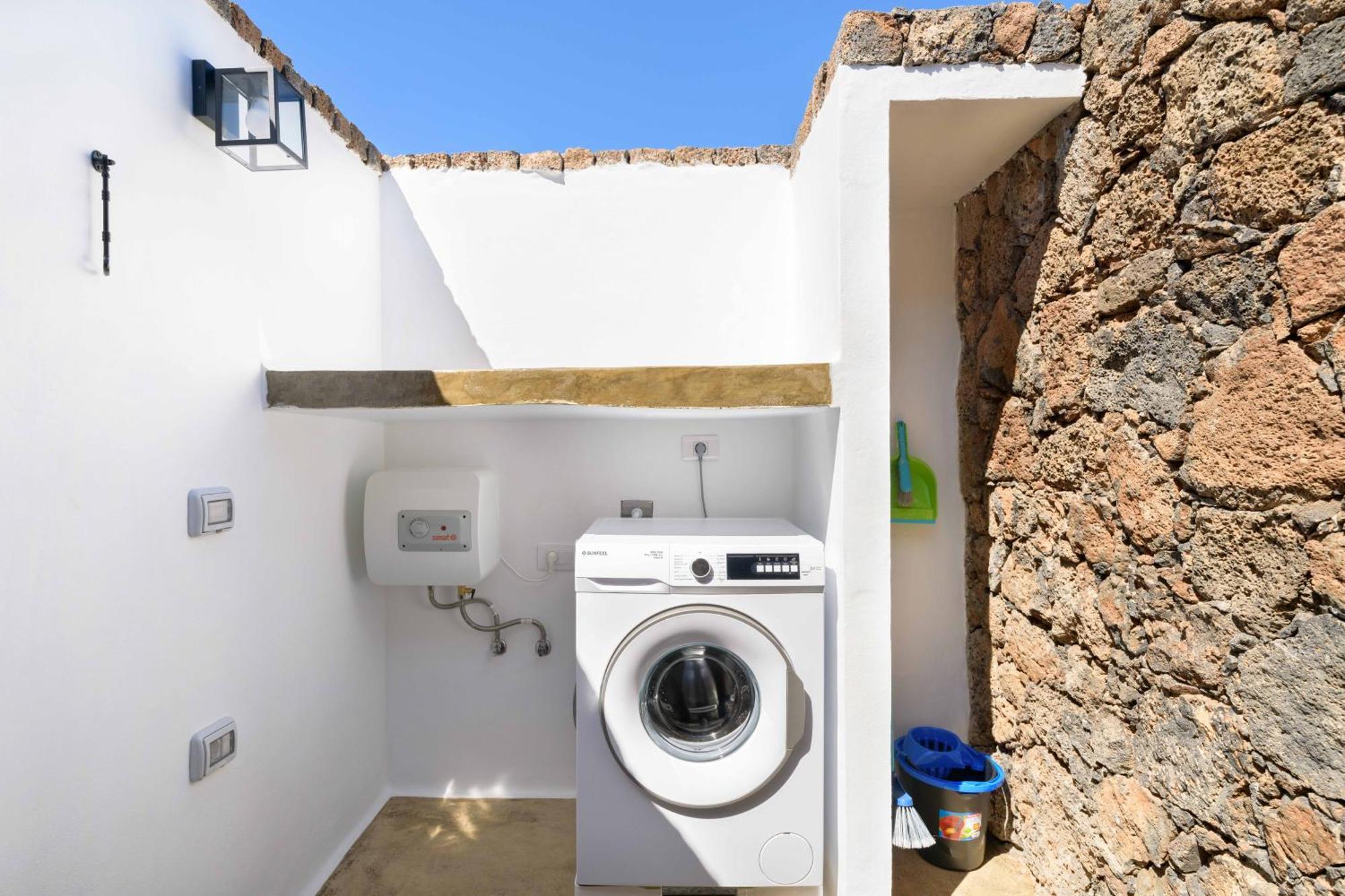 Apartamento Los 4 Nobles Tinajo Ngoại thất bức ảnh